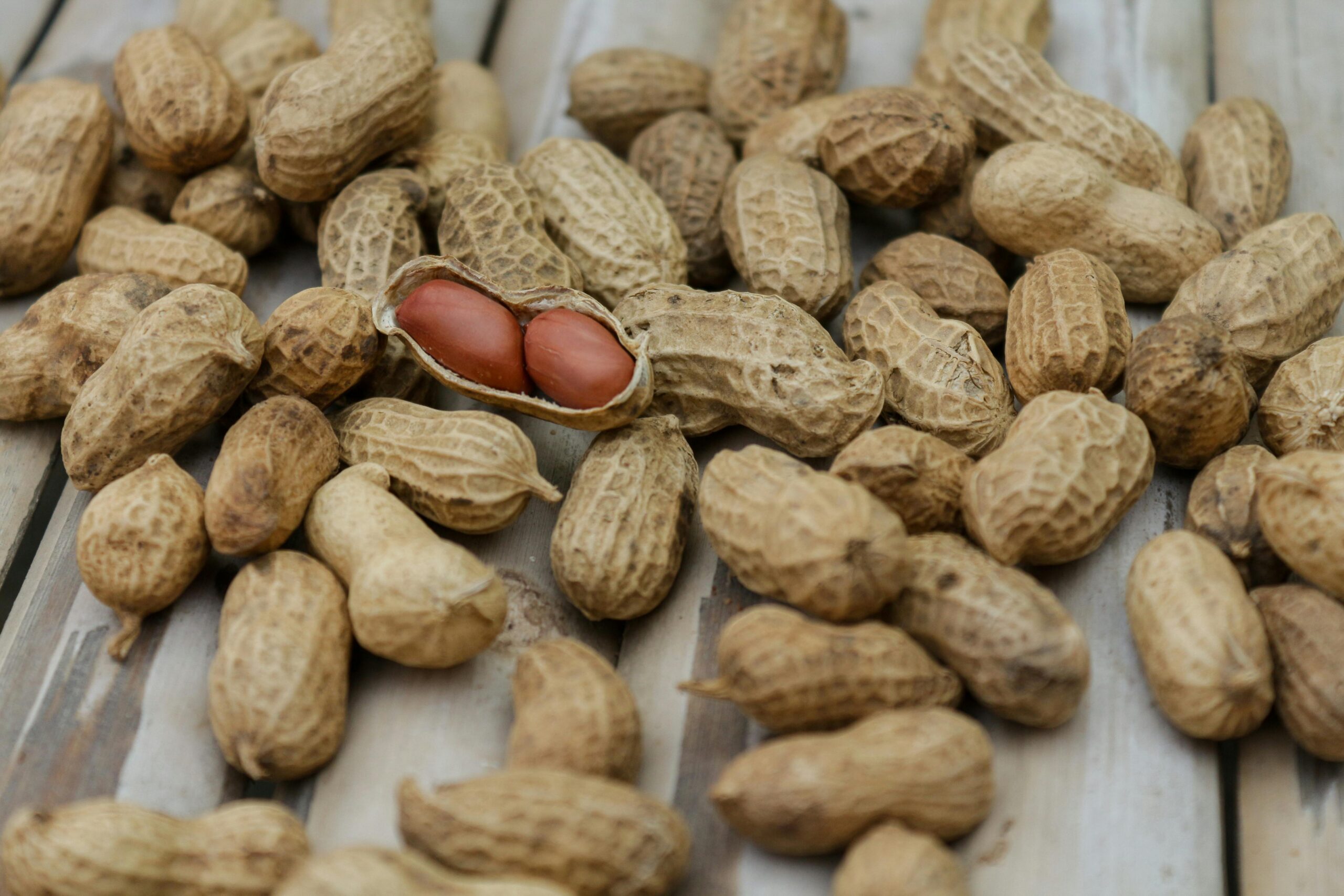 How to Identify and Manage Food Allergies